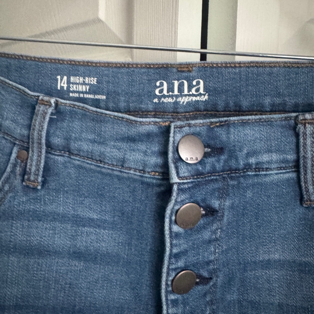 a.n.a Women's High-Rise Skinny Jeans - Blue